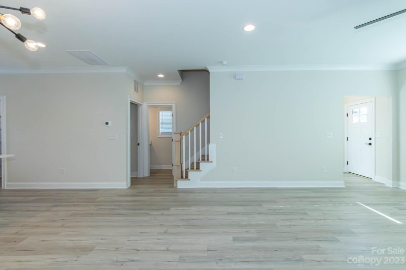 Property image 5 at 8502 Sharonbrook Drive, Charlotte, NC 28210