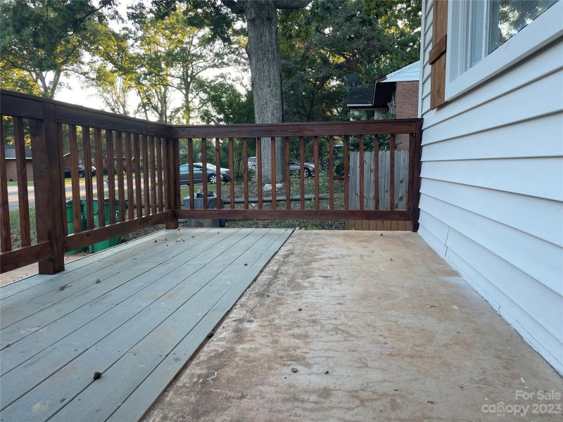 Property image 2 at 5200 Queen Anne Road, Charlotte, NC 28217