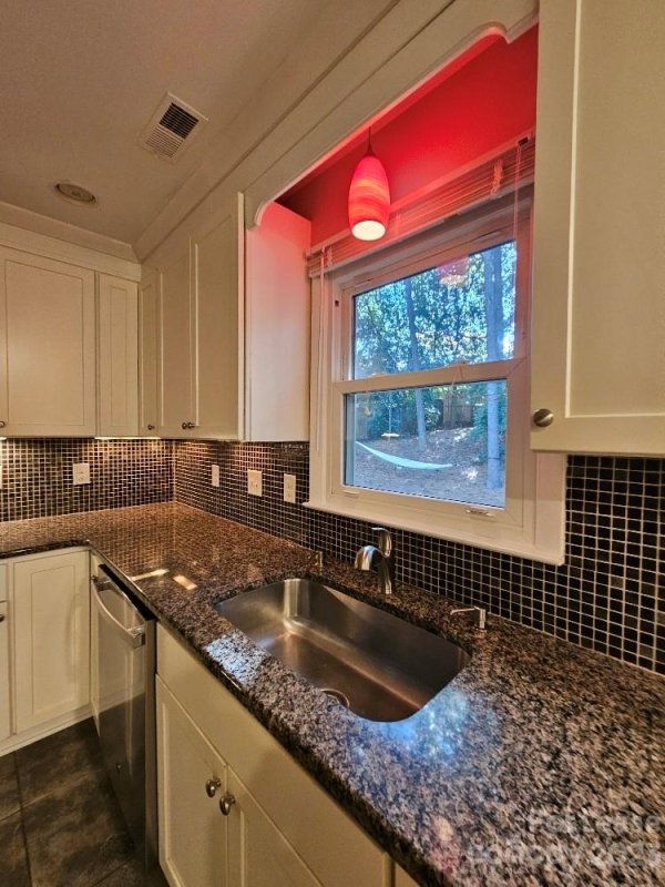 Property image 5 at 10443 Sardis Oaks Road, Charlotte, NC 28270