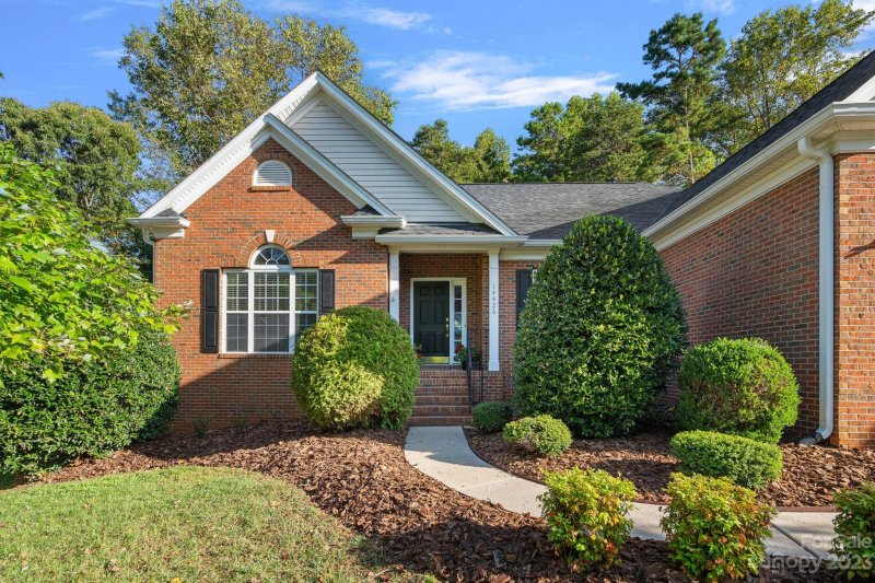 Property image 2 at 14426 Maclauren Lane, Huntersville, NC 28078