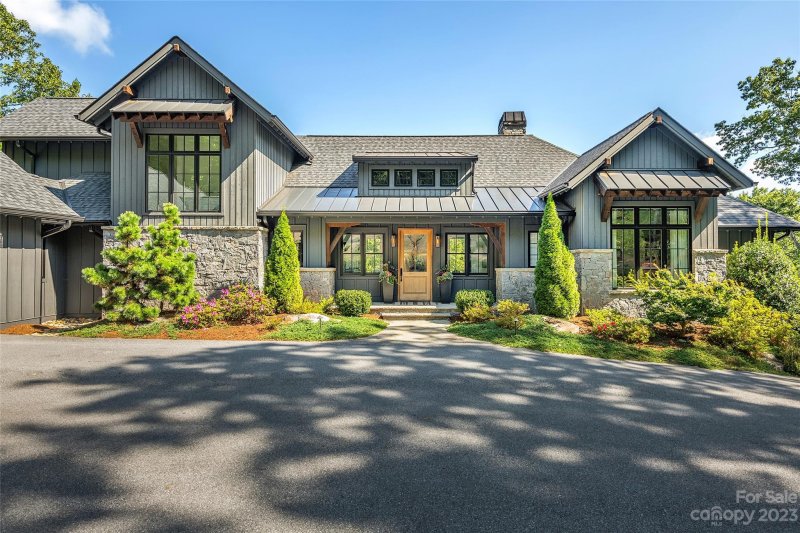 352 Freedom Trail Court