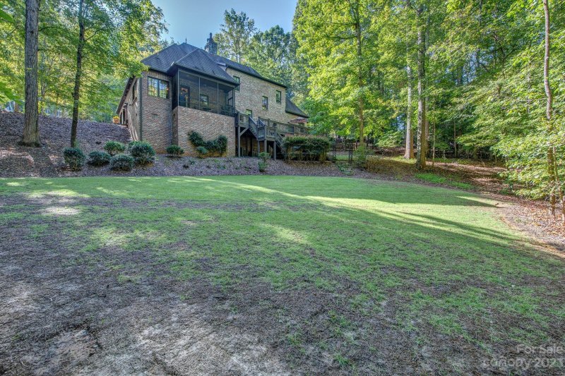 Property image 3 at 505 Stuart Ridge None, Cramerton, NC 28032
