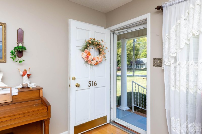 Property image 2 at 316 Lincoln Road, York, SC 29745