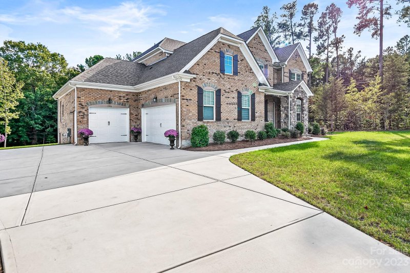 Property image 3 at 1004 Princessa Drive, Wesley Chapel, NC 28104