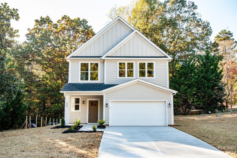Property image 2 at 809 Hunter Drive, Mooresville, NC 28115