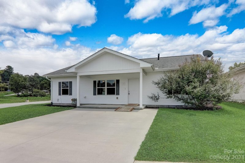 Property image 2 at 107 Hofer Court, East Flat Rock, NC 28726