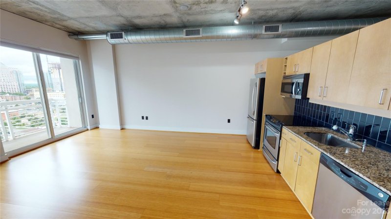 Property image 4 at 505 E 6th Street, Charlotte, NC 28202