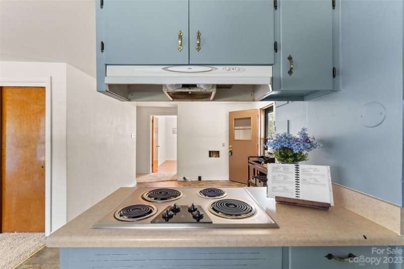 Property image 5 at 2612 25th Avenue, Hickory, NC 28601