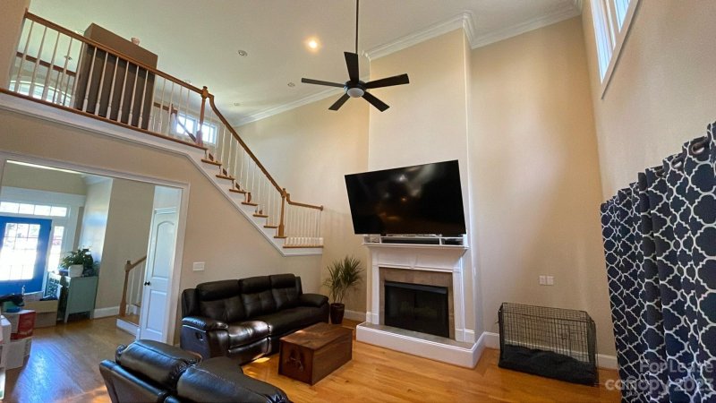 Property image 2 at 7887 Mountain Shore Drive, Sherrills Ford, NC 28673