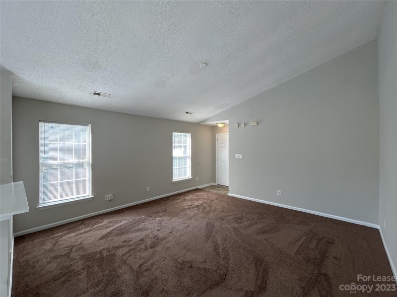 Property image 2 at 3335 Alderknoll Court, Charlotte, NC 28216