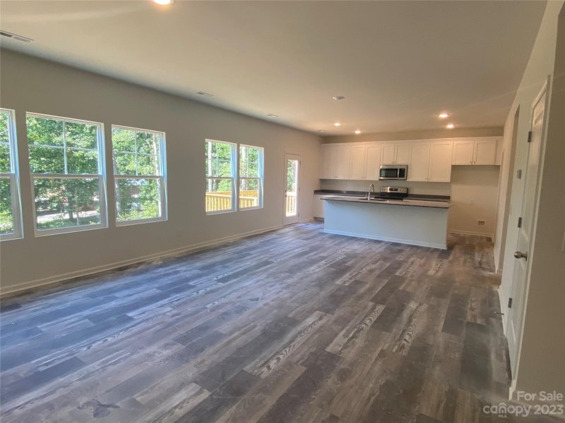 Property image 2 at 154 Greenwich Drive, Statesville, NC 28677