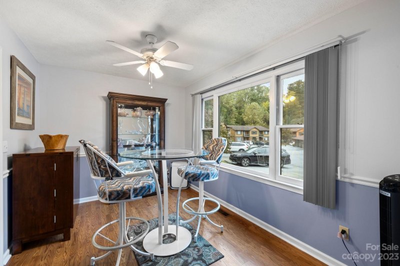 Property image 3 at 1735 Haywood Manor Road, Hendersonville, NC 28791