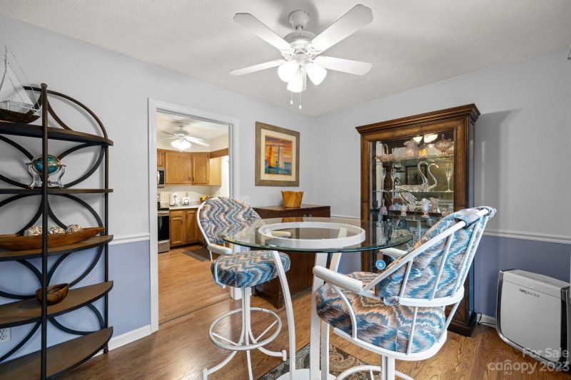 Property image 4 at 1735 Haywood Manor Road, Hendersonville, NC 28791