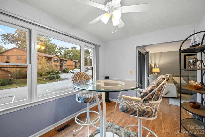 Property image 5 at 1735 Haywood Manor Road, Hendersonville, NC 28791