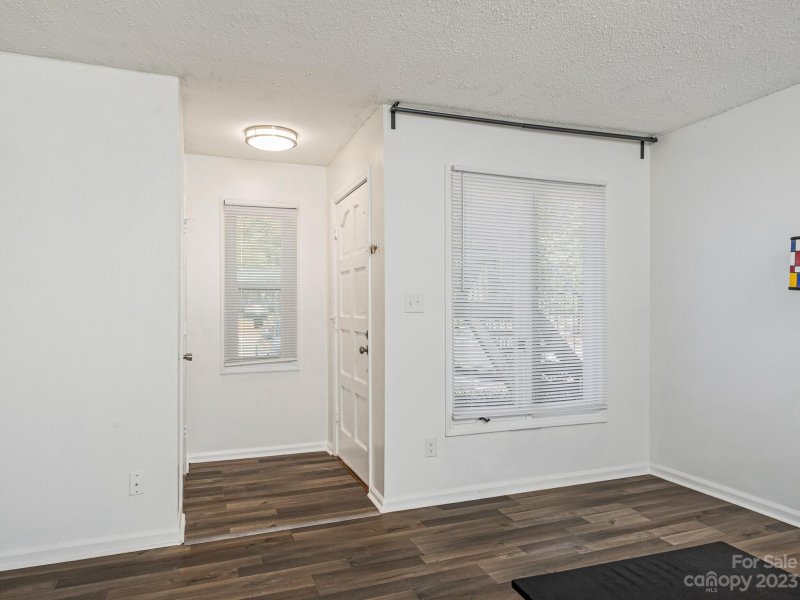 Property image 3 at 1904 Beechtree Court, Charlotte, NC 28210