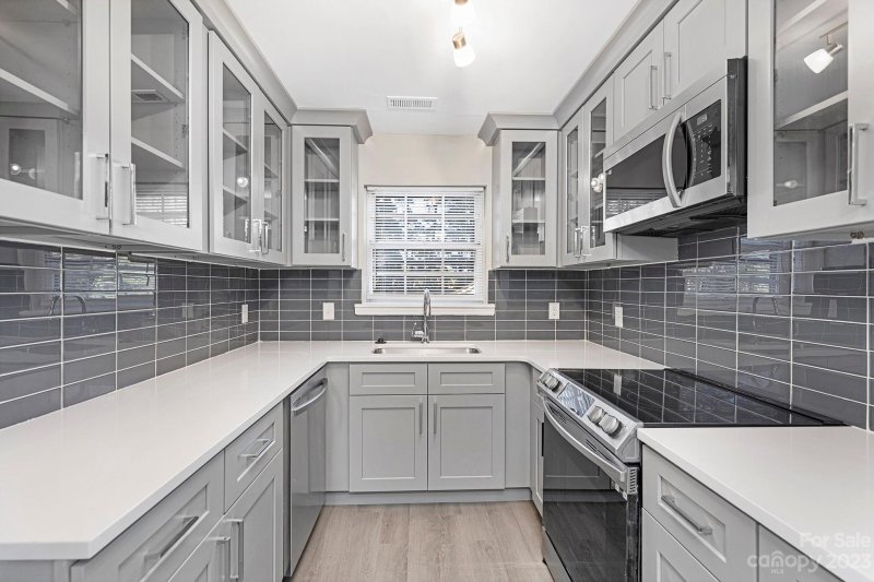 8517 Pine Thicket Court