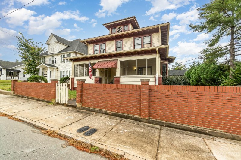 Property image 2 at 120 Spring Street, Concord, NC 28025