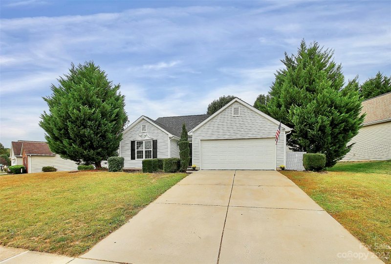 Property image 4 at 16017 Circlegreen Drive, Charlotte, NC 28273