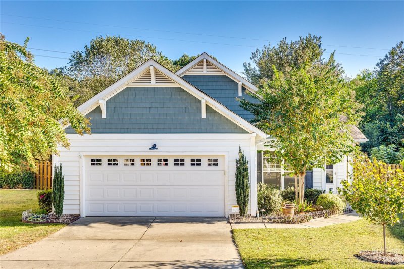 376 Sand Paver Way