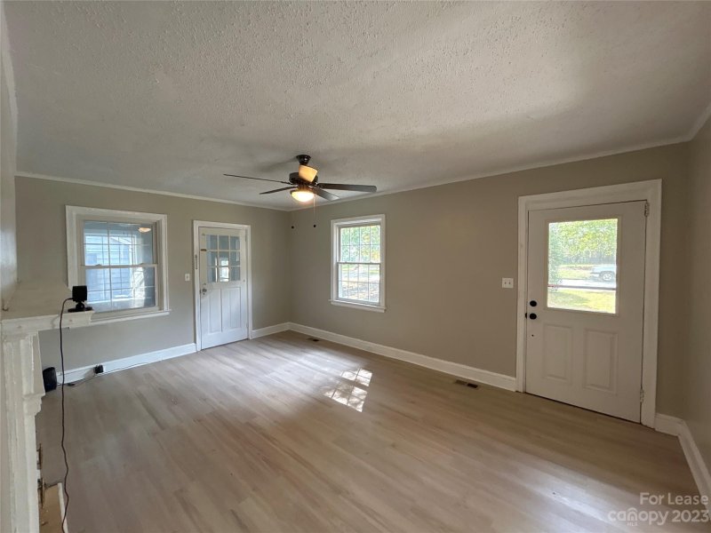 Property image 3 at 2444 Greenland Avenue, Charlotte, NC 28208