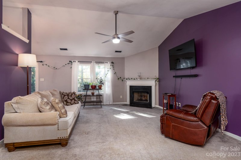 Property image 4 at 6107 Foster Brook Drive, Charlotte, NC 28216
