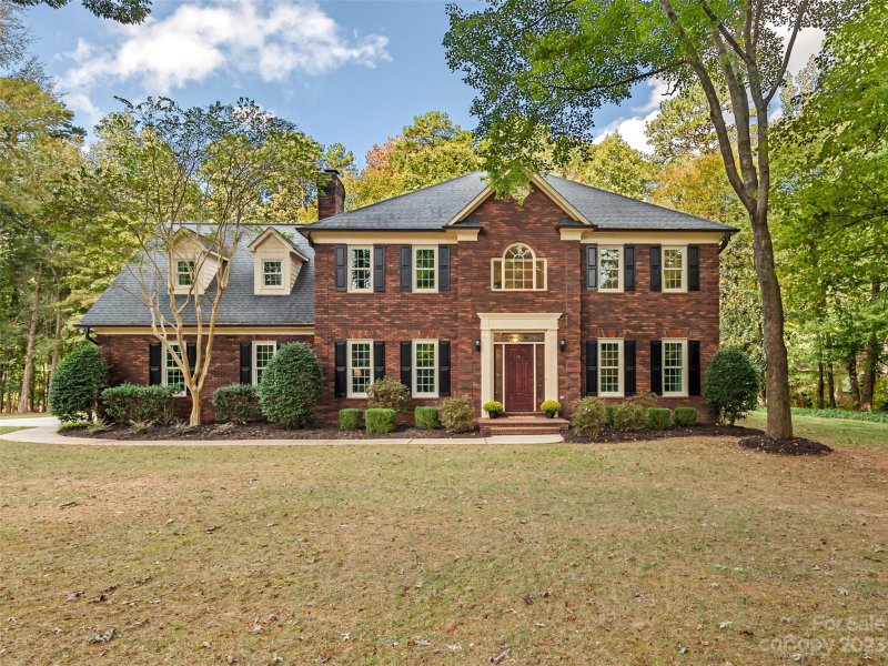 8527 Foxbridge Drive