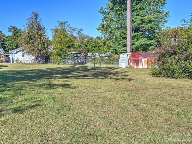 Property image 2 at 99999 Fountain Way, Swannanoa, NC 28778