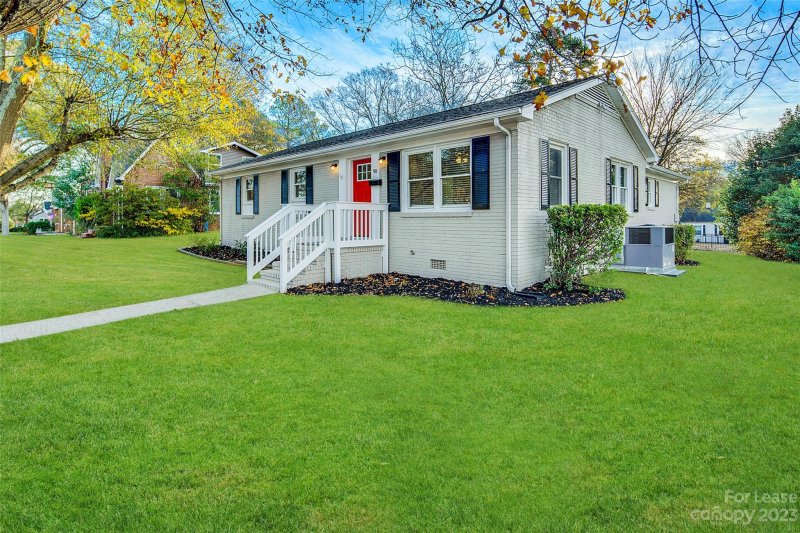 Property image 3 at 90 Hillcrest Avenue, Concord, NC 28025