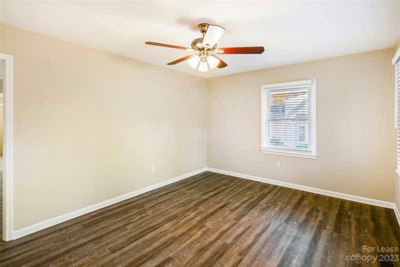 Property image 4 at 90 Hillcrest Avenue, Concord, NC 28025