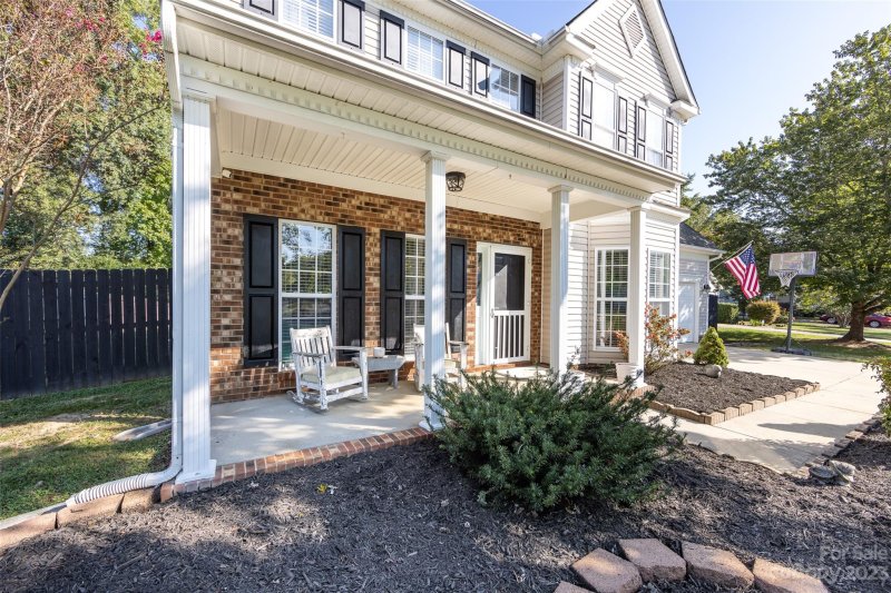 Property image 3 at 9003 Brad Court, Matthews, NC 28104