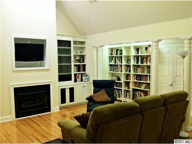 Property image 5 at 807 Ashley Court, Lowell, NC 28098