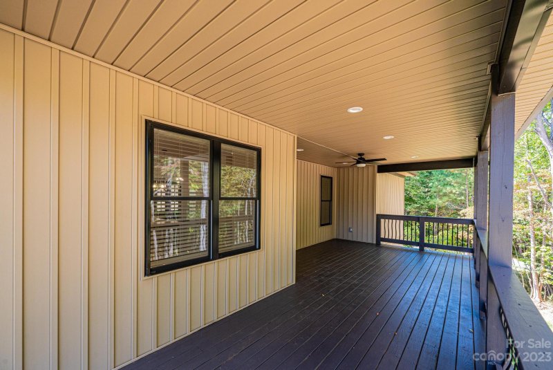 Property image 5 at 135 Winwood Circle, Granite Falls, NC 28630