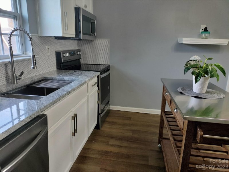 Property image 4 at 1058 Brianna Way, Charlotte, NC 28217