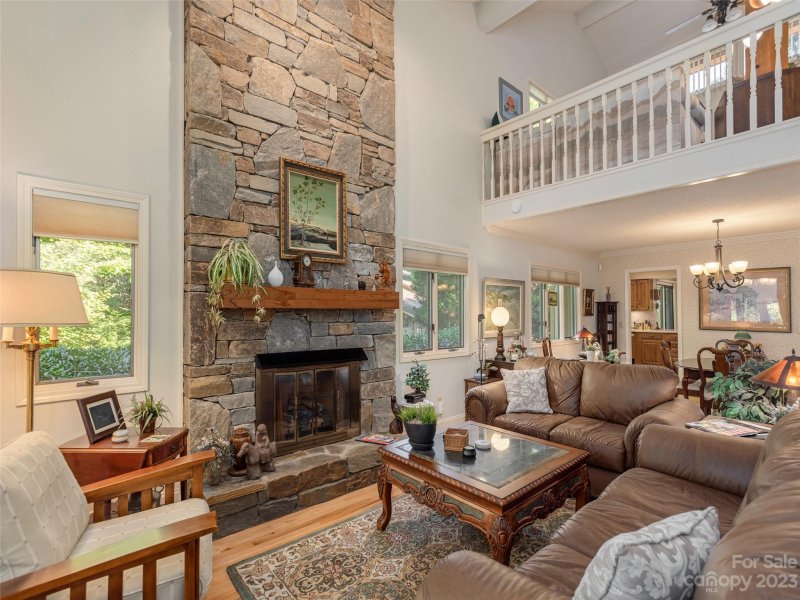 Property image 5 at 1206 Red Oak Drive, Hendersonville, NC 28791