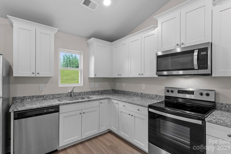 Property image 5 at 652 Lamorak Place, Richburg, SC 29729