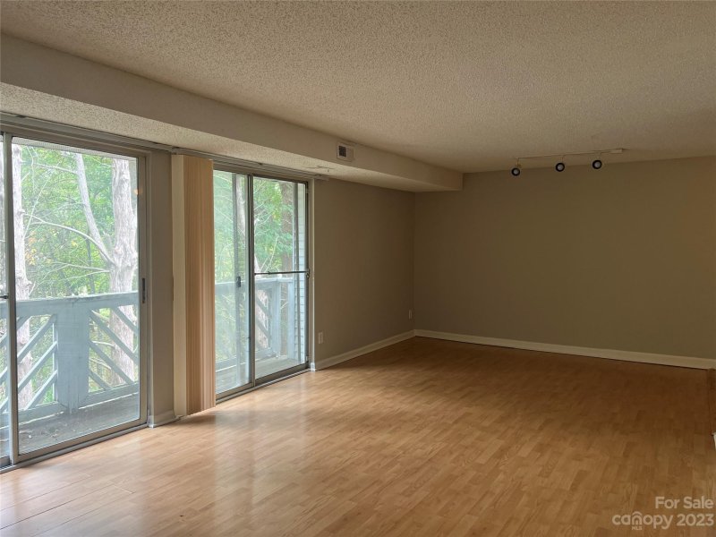 Property image 2 at 9520 Shannon Green Drive, Charlotte, NC 28213