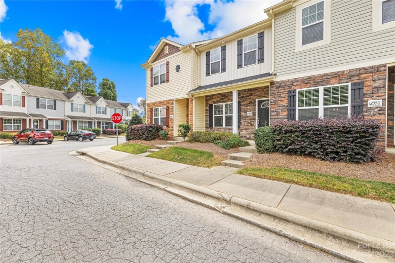 Property image 2 at 12562 Mcgrath Drive, Charlotte, NC 28269