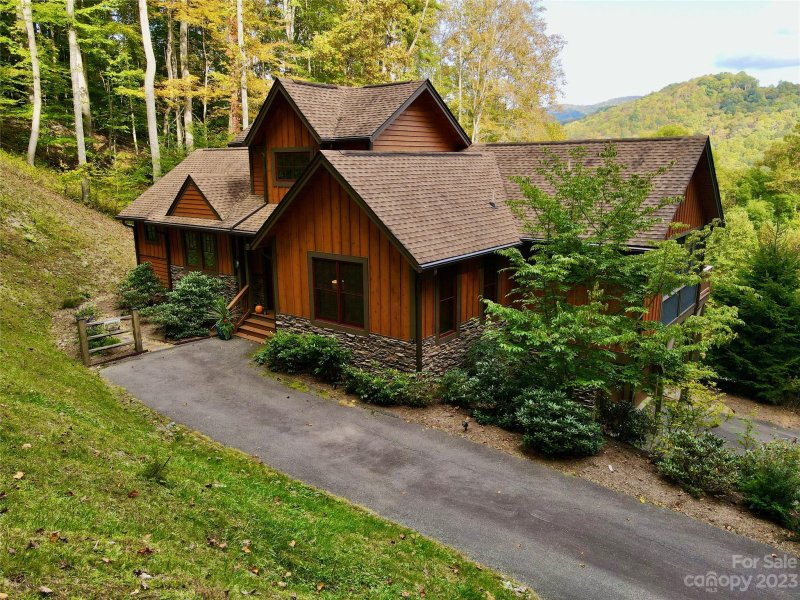 Property image 5 at 120 Ontario Ridge, Boone, NC 28607