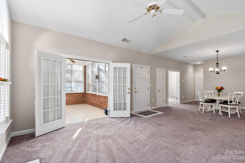 Property image 4 at 8238 Windsor Ridge Drive, Charlotte, NC 28277