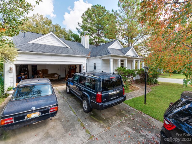 Property image 3 at 2702 Robyns Glen Drive, Charlotte, NC 28269