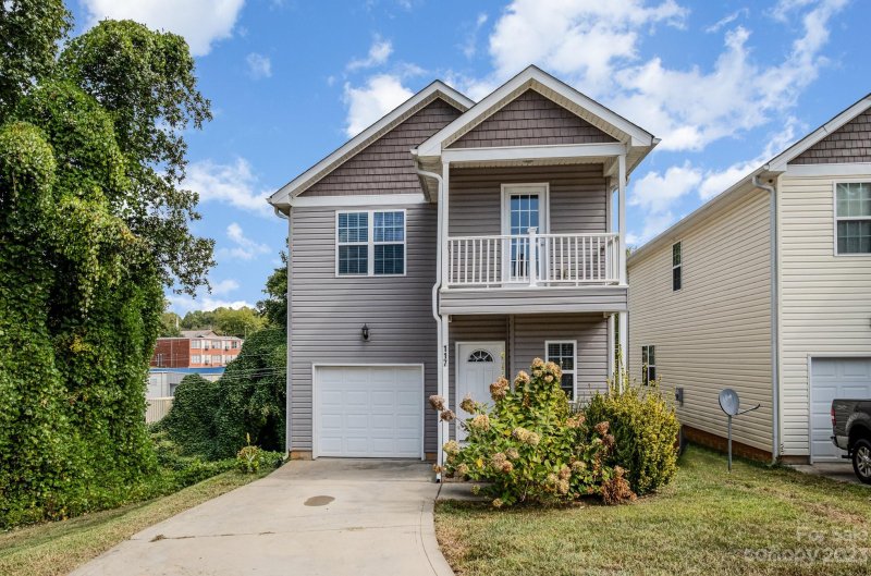 Property image 2 at 117 Lookout Point Place, Mooresville, NC 28115