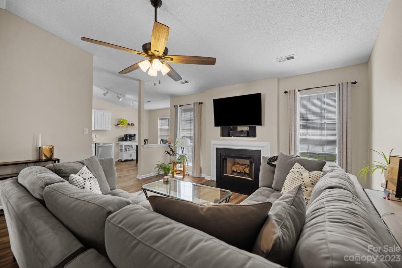 Property image 2 at 3254 Hawick Commons Drive, Concord, NC 28027