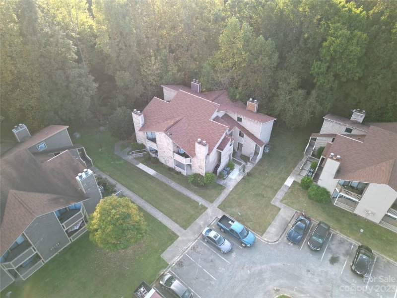 Property image 2 at 4408 Sharon Chase Drive, Charlotte, NC 28215