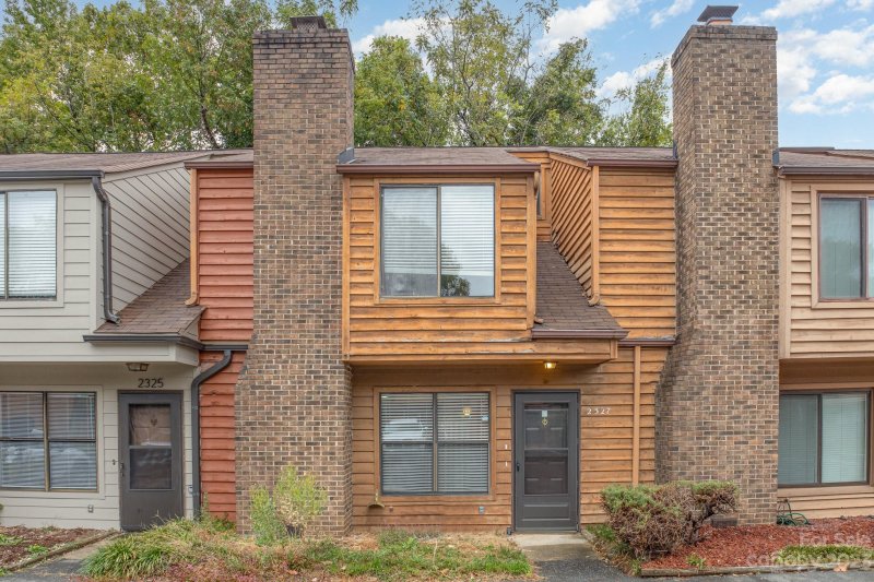 Property image 2 at 2327 Brookview Court, Rock Hill, SC 29732