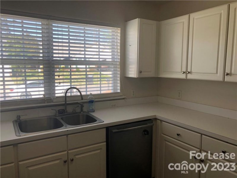 Property image 3 at 2113 Mallard Green Place, Charlotte, NC 28262