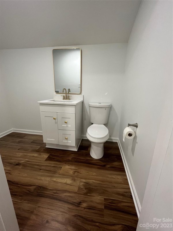 Property image 5 at 2700 Ravencroft Drive, Charlotte, NC 28208