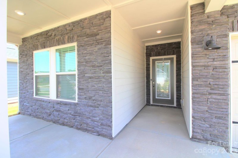 Property image 3 at 9010 Pennegrove Circle, Charlotte, NC 28214