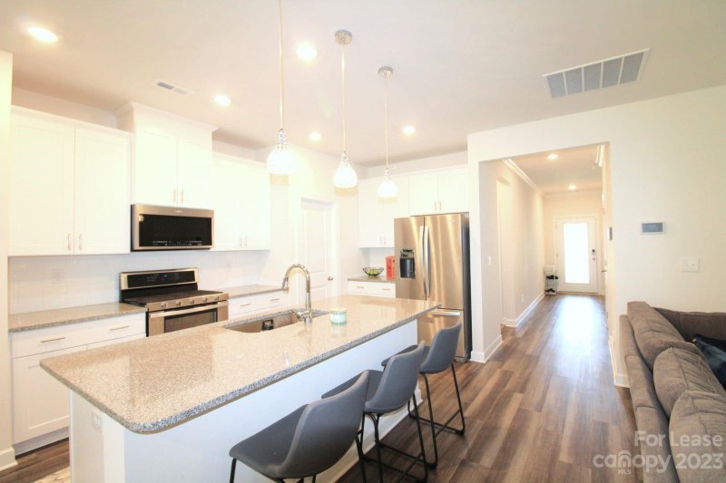 Property image 5 at 9010 Pennegrove Circle, Charlotte, NC 28214