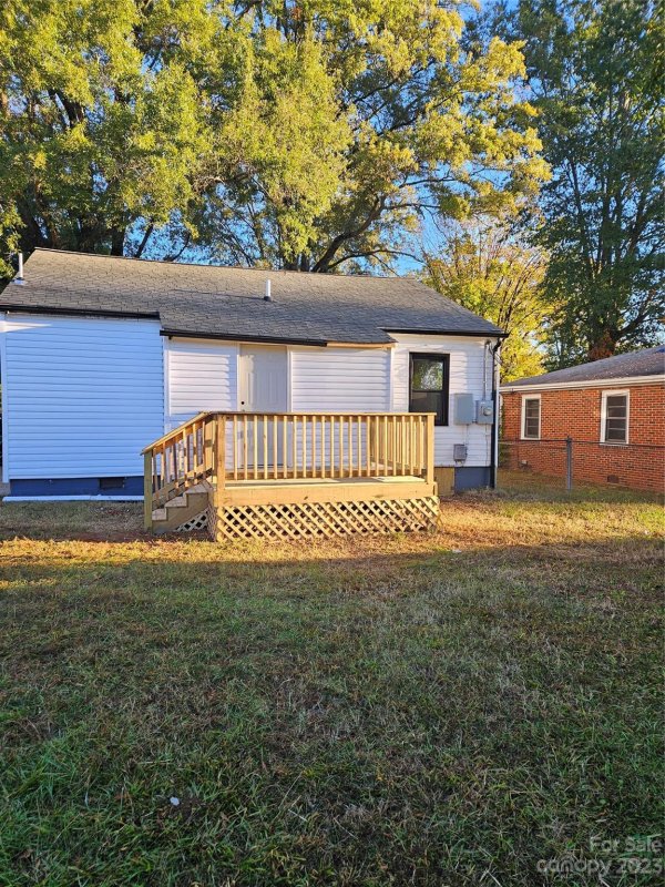 Property image 2 at 319 Parkview Court, Concord, NC 28025