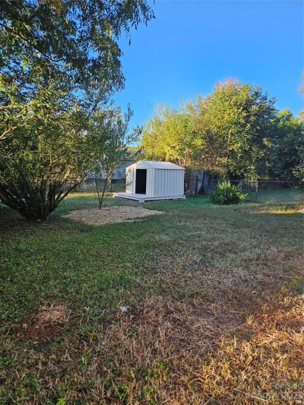 Property image 4 at 319 Parkview Court, Concord, NC 28025